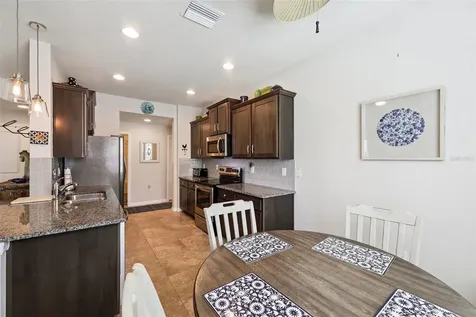 8382 Enclave Way Sarasota FL 34243