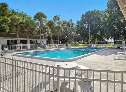 305 47th Avenue Drive W Bradenton FL 34207