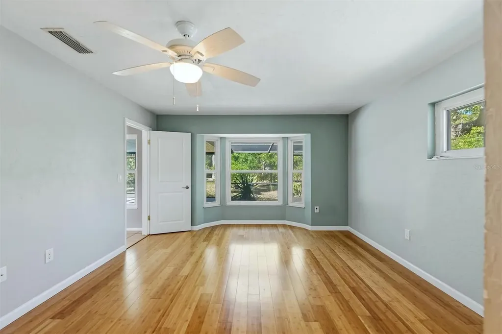 6538 Bluewater Avenue Sarasota FL 34231