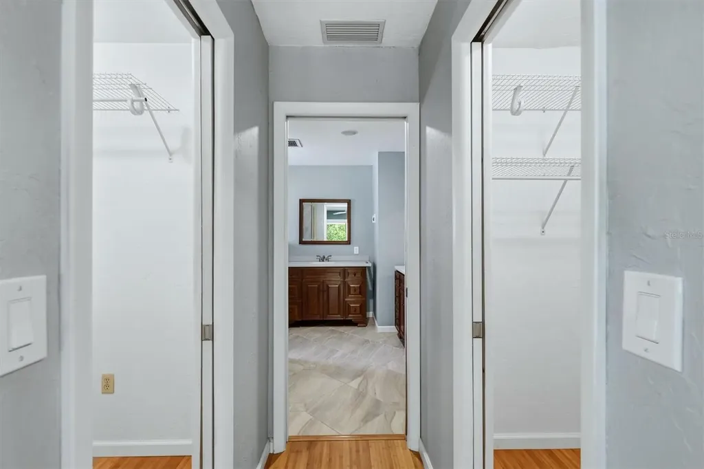 6538 Bluewater Avenue Sarasota FL 34231