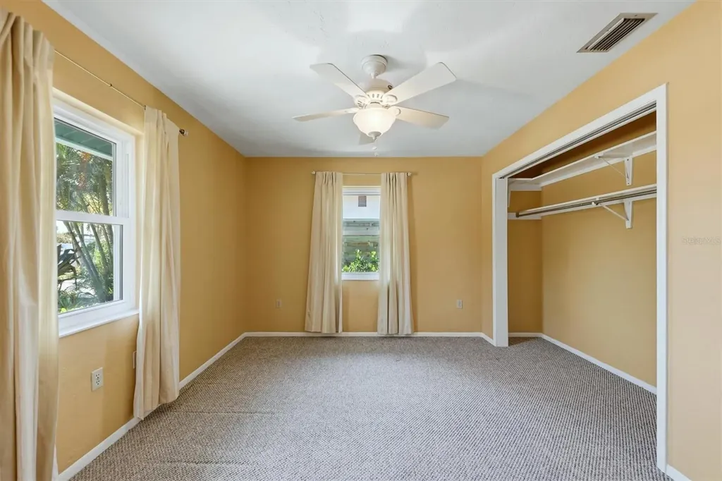 6538 Bluewater Avenue Sarasota FL 34231