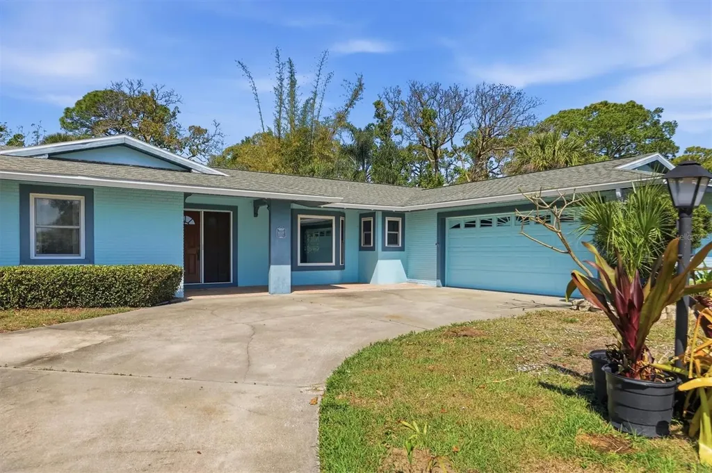 6538 Bluewater Avenue Sarasota FL 34231