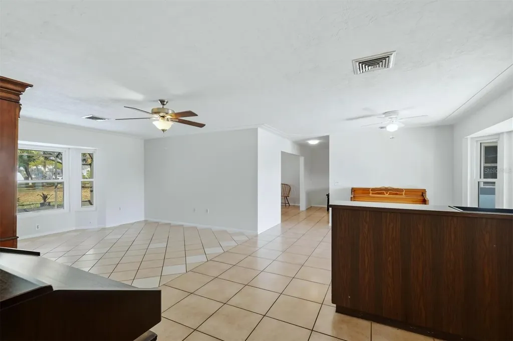6538 Bluewater Avenue Sarasota FL 34231