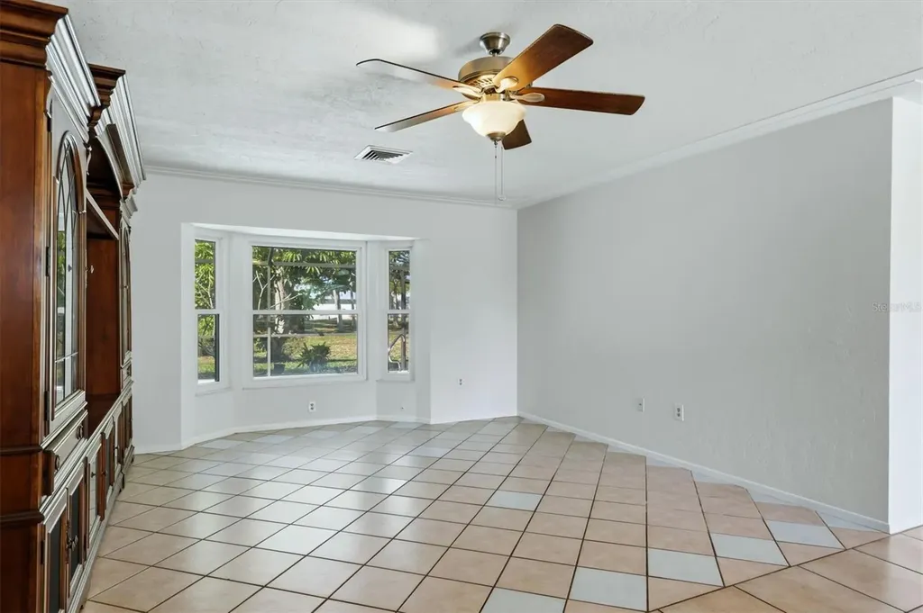 6538 Bluewater Avenue Sarasota FL 34231