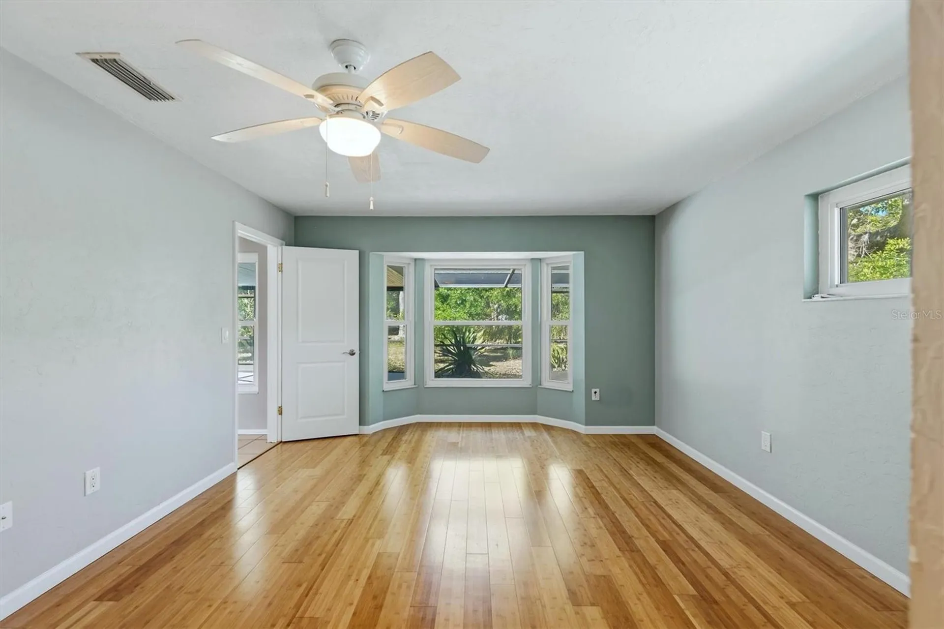 6538 Bluewater Avenue Sarasota FL 34231