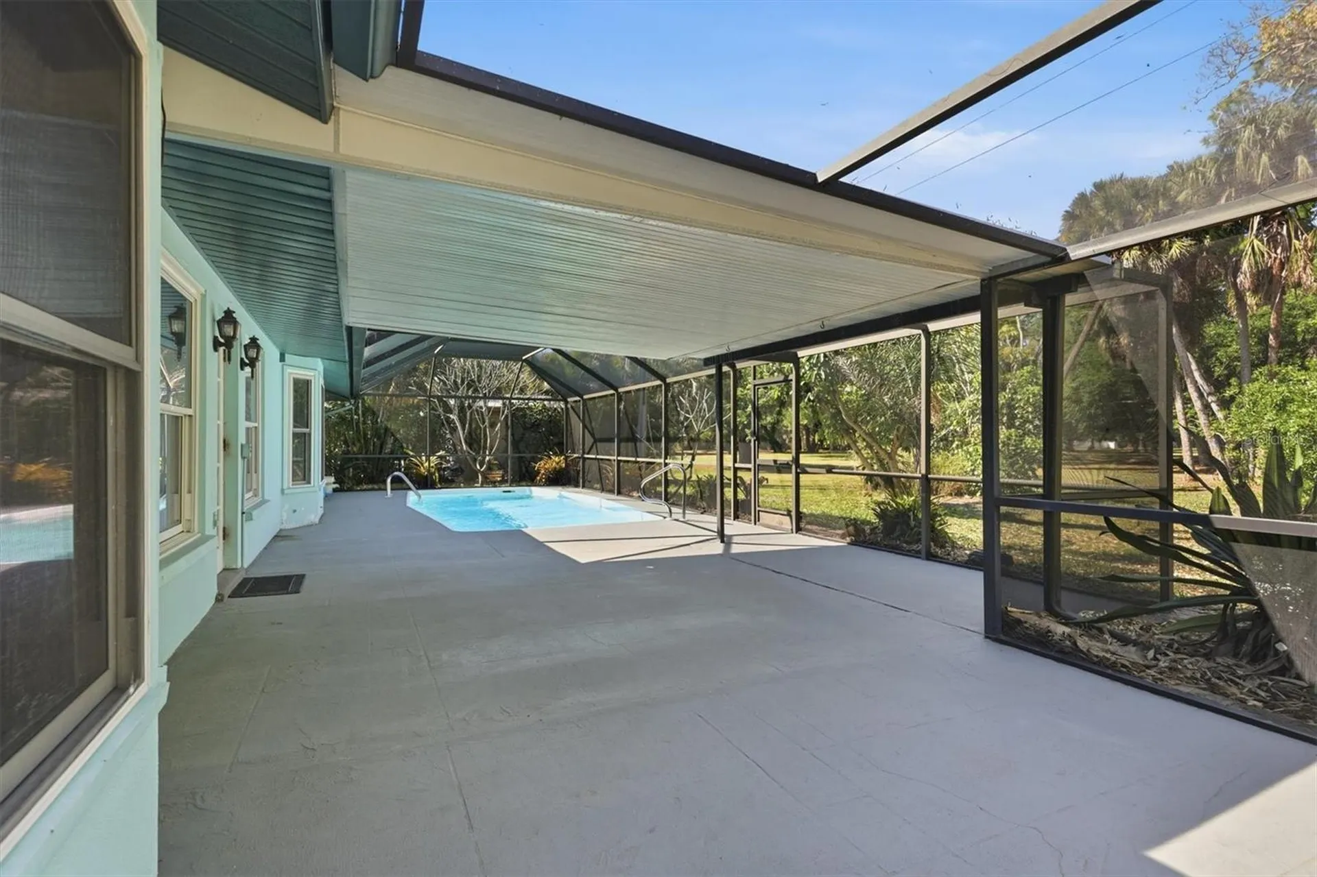 6538 Bluewater Avenue Sarasota FL 34231