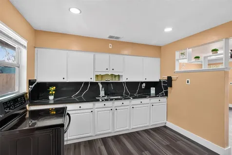 1768 42nd Street S St Petersburg FL 33711