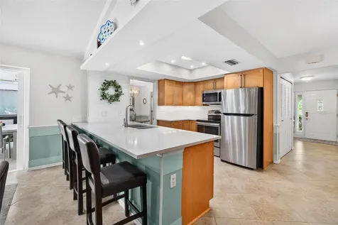 7265 122nd Way Seminole FL 33772