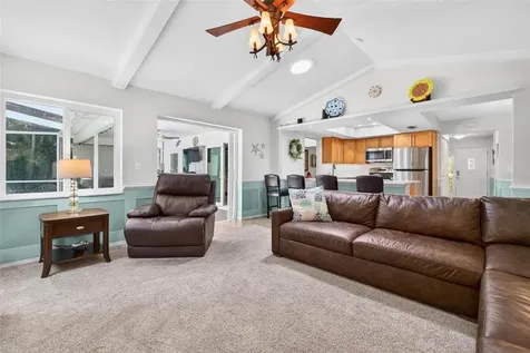 7265 122nd Way Seminole FL 33772