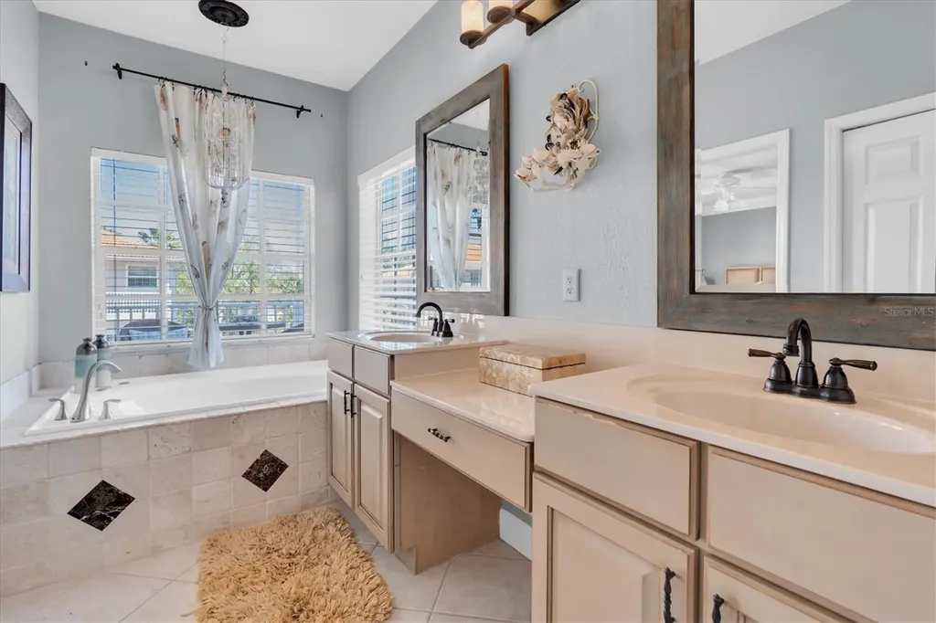 1501 Wharfside Drive Tarpon Springs FL 34689