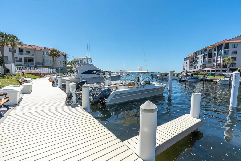 1501 Wharfside Drive Tarpon Springs FL 34689