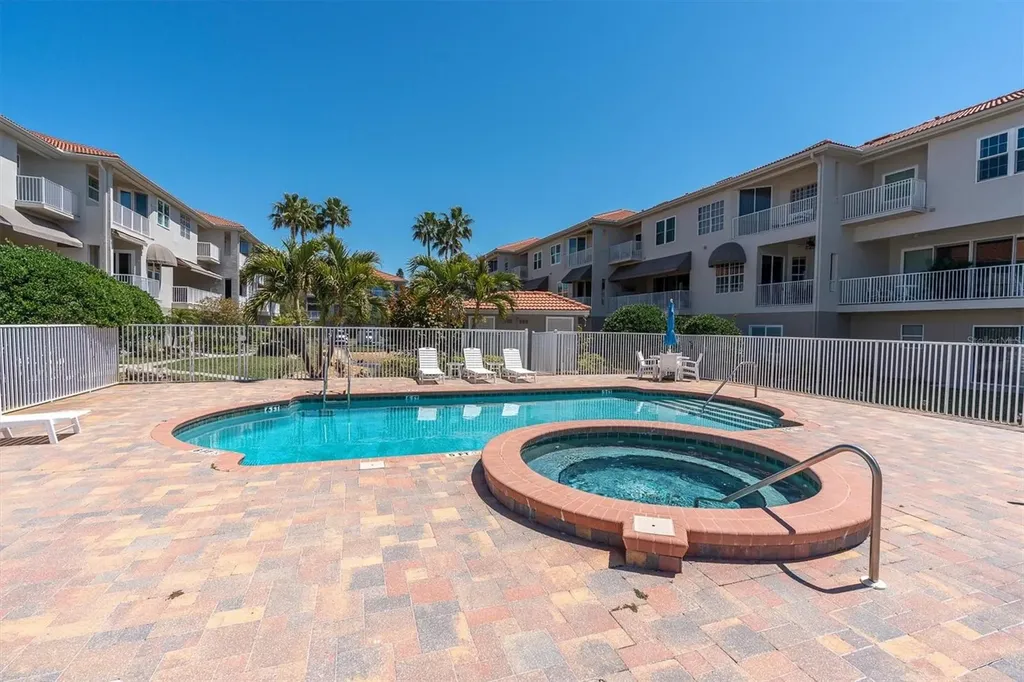 1501 Wharfside Drive Tarpon Springs FL 34689