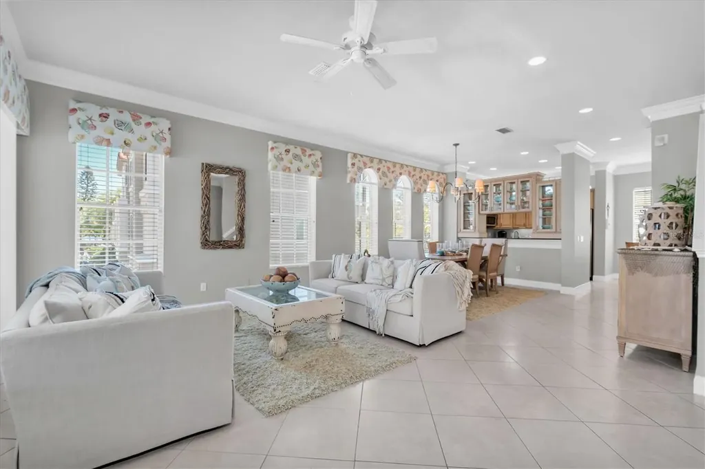 1501 Wharfside Drive Tarpon Springs FL 34689
