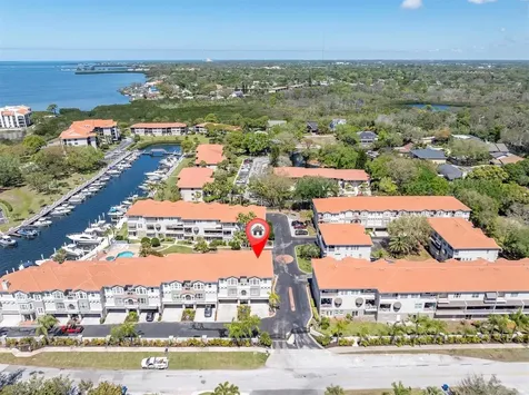 1501 Wharfside Drive Tarpon Springs FL 34689