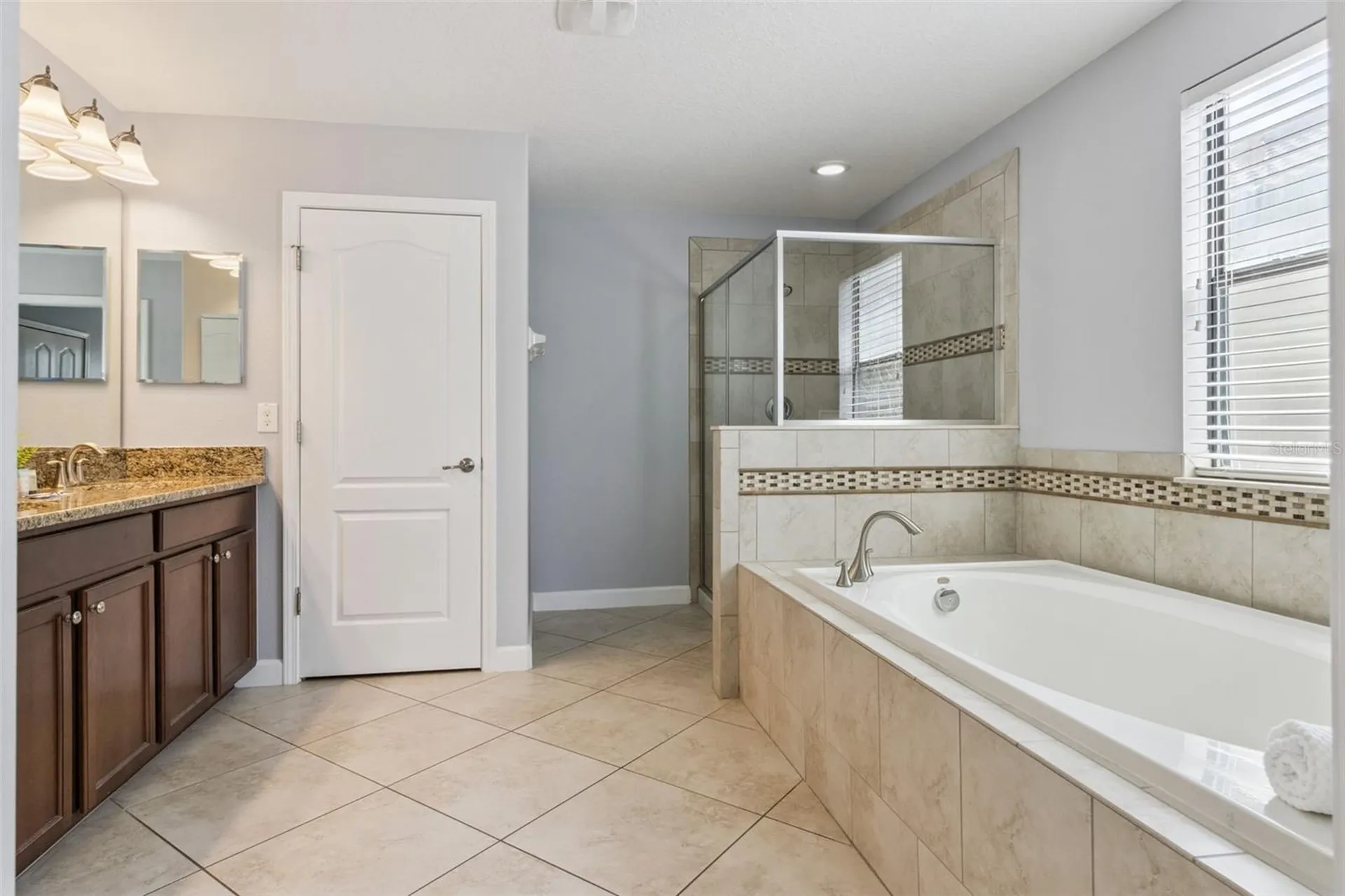 9027 Shadow Mountain Street Davenport FL 33896