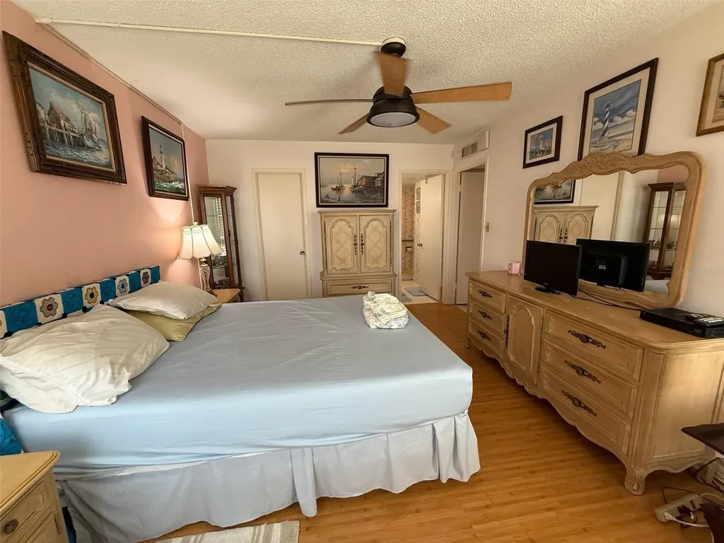 7400 Sun Island Drive S South Pasadena FL 33707