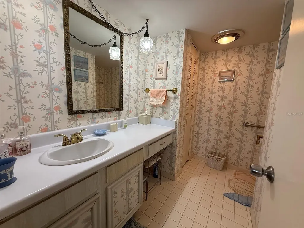 7400 Sun Island Drive S South Pasadena FL 33707