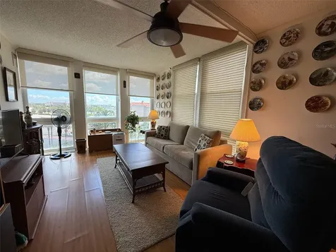 7400 Sun Island Drive S South Pasadena FL 33707