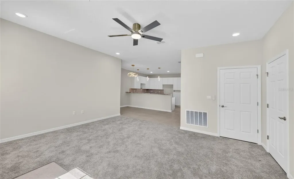 176 Holly Village Drive Davenport FL 33837