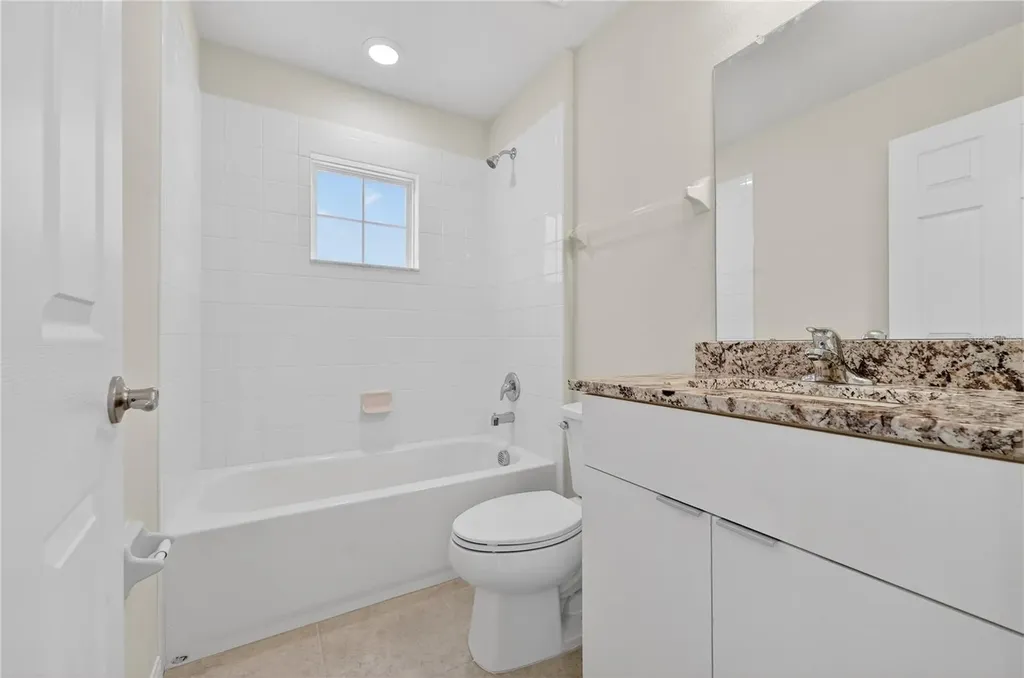 176 Holly Village Drive Davenport FL 33837