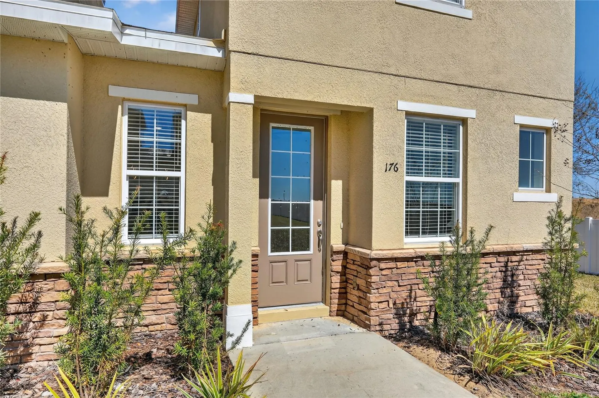 176 Holly Village Drive Davenport FL 33837