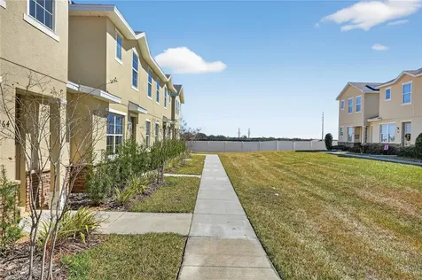 176 Holly Village Drive Davenport FL 33837