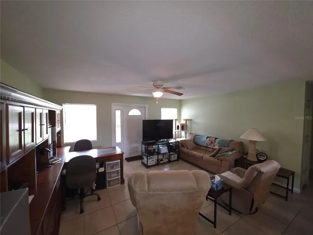 2305 State Road 33 Highway Clermont FL 34714