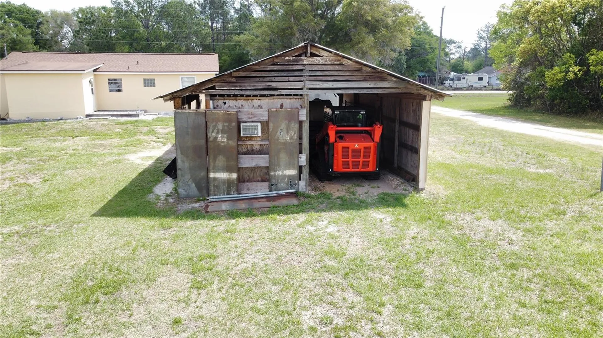 2305 State Road 33 Highway Clermont FL 34714