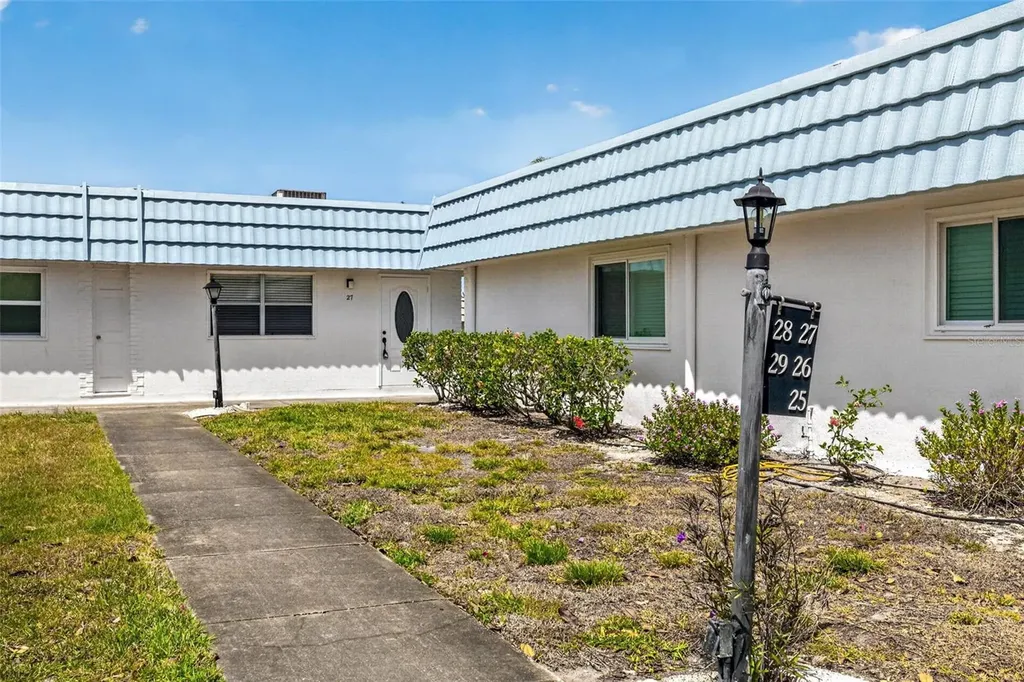 1801 Bedford Lane Sun City Center FL 33573