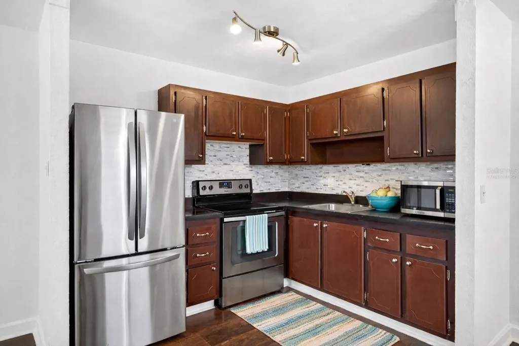 1801 Bedford Lane Sun City Center FL 33573