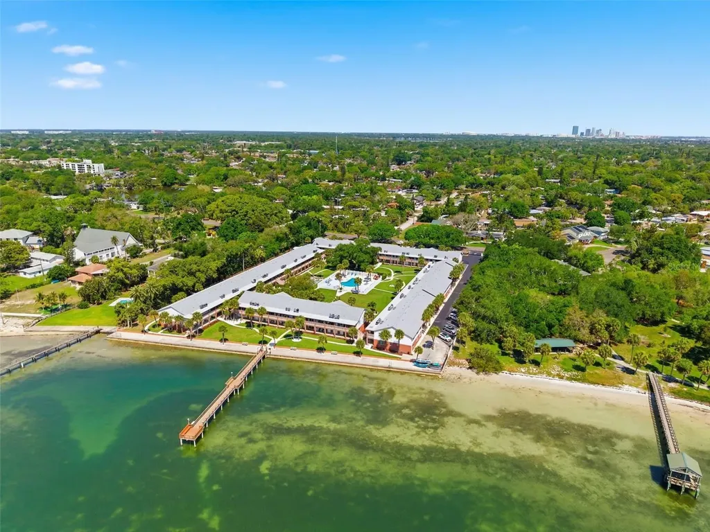 650 Pinellas Point Drive S St Petersburg FL 33705