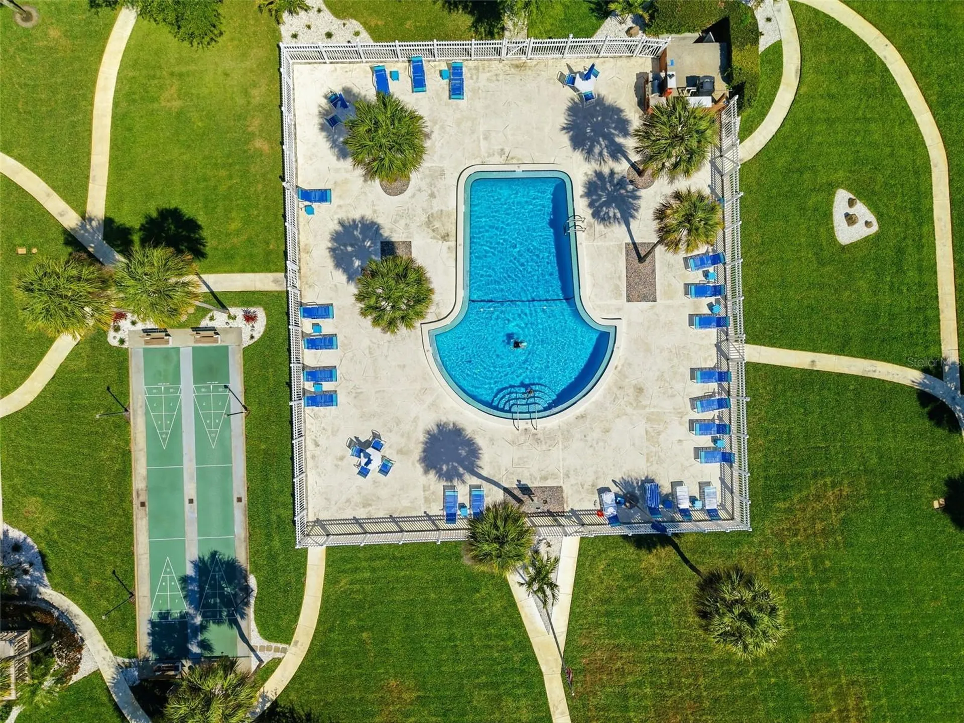 650 Pinellas Point Drive S St Petersburg FL 33705