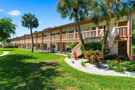 650 Pinellas Point Drive S St Petersburg FL 33705