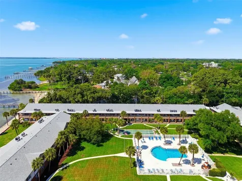 650 Pinellas Point Drive S St Petersburg FL 33705
