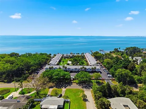 650 Pinellas Point Drive S St Petersburg FL 33705