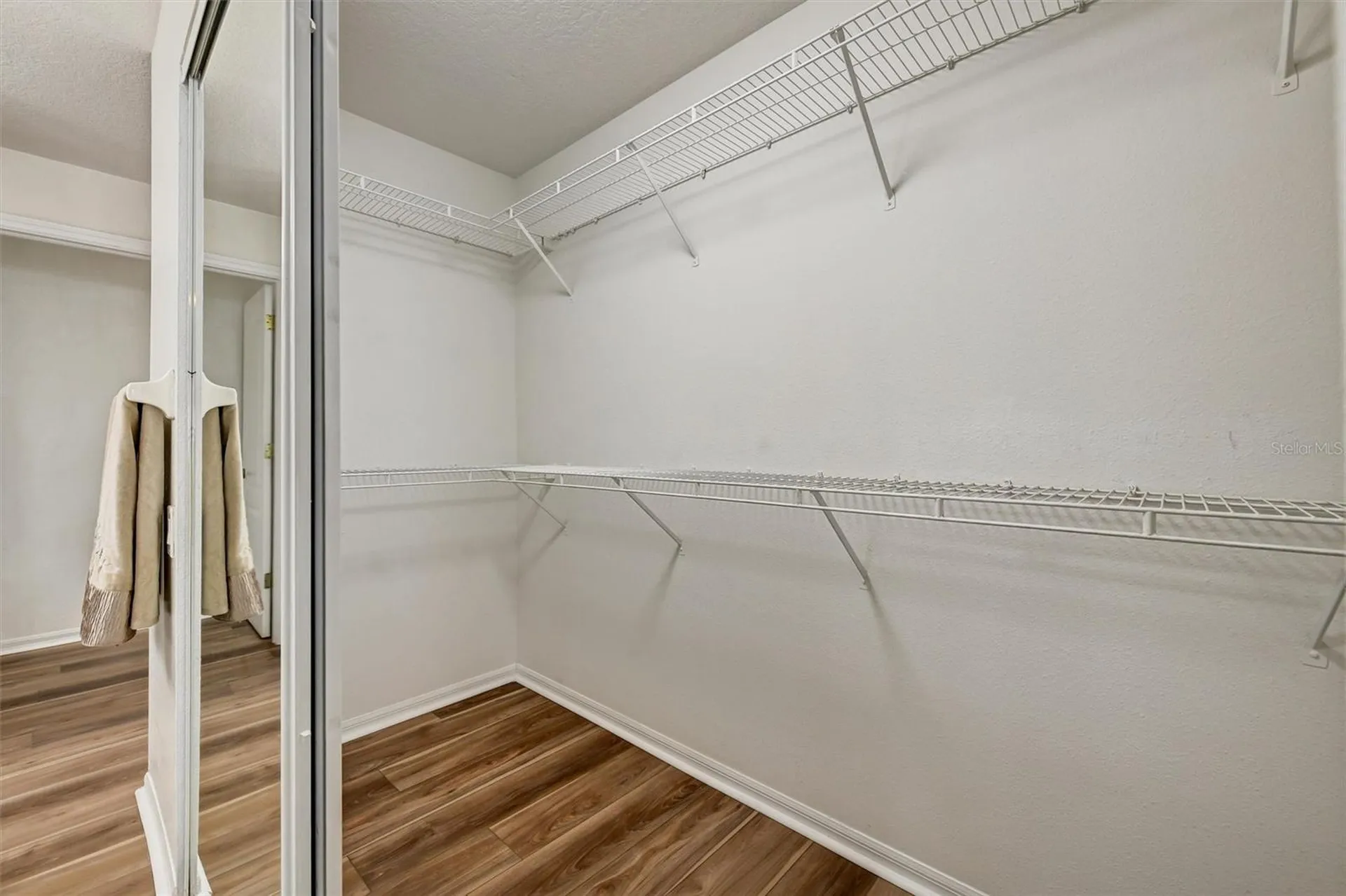 1272 Jasmine Lake Drive Tarpon Springs FL 34689