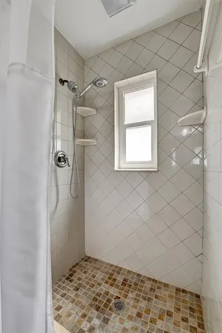 1272 Jasmine Lake Drive Tarpon Springs FL 34689