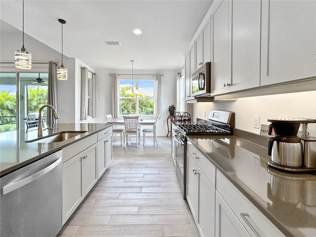 12022 Goldenrod Avenue Bradenton FL 34212