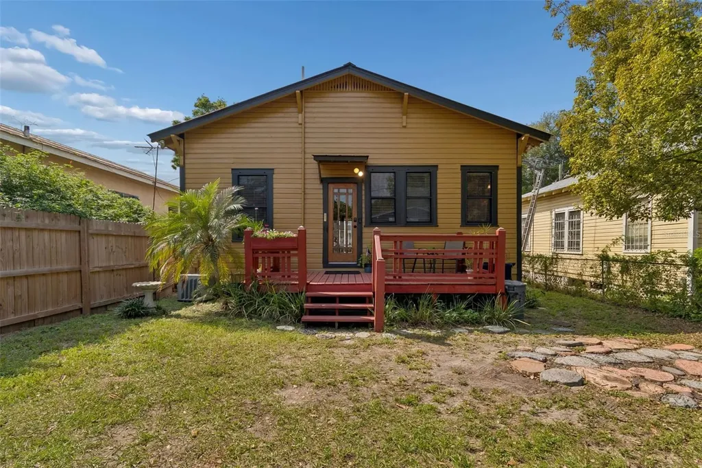 1314 E 15th Avenue Tampa FL 33605