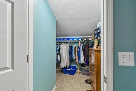 5024 Umber Way S Tampa FL 33624