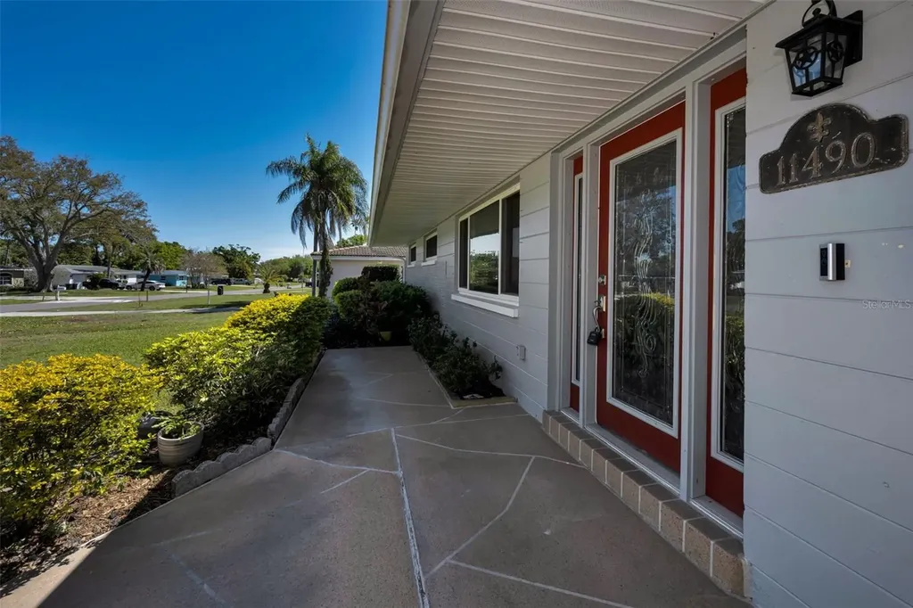 11490 84th Avenue Seminole FL 33772