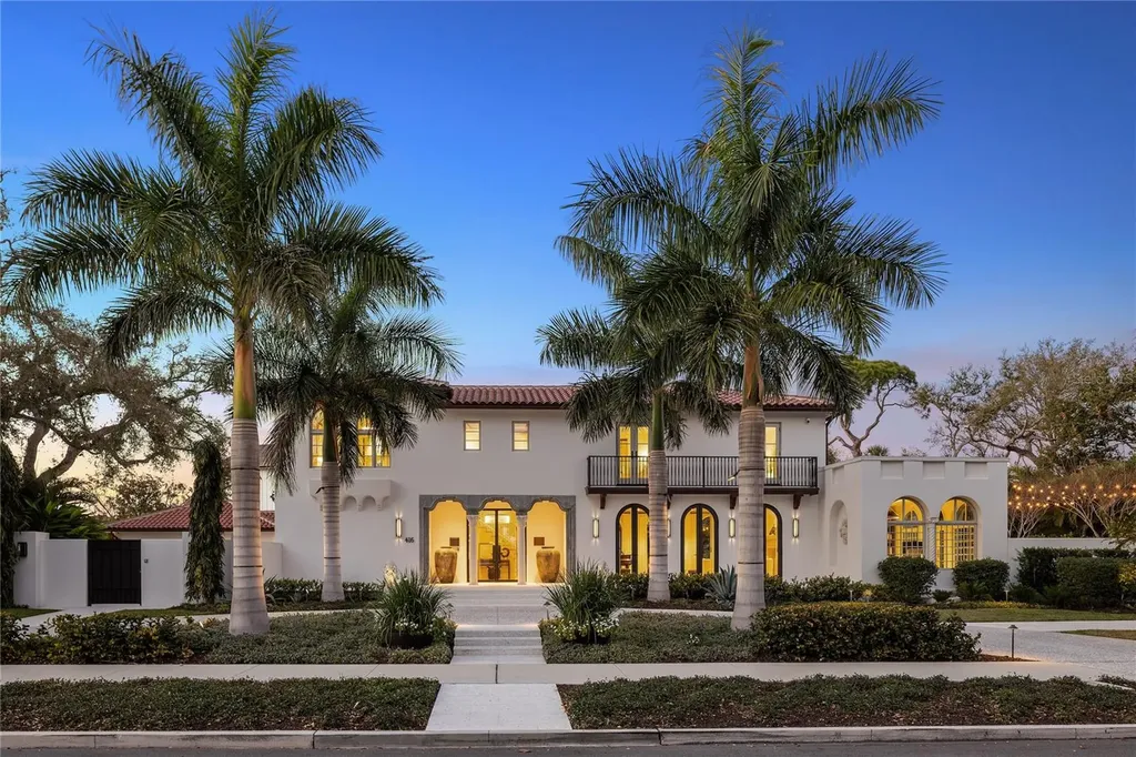 416 Brightwaters Boulevard NE St Petersburg FL 33704