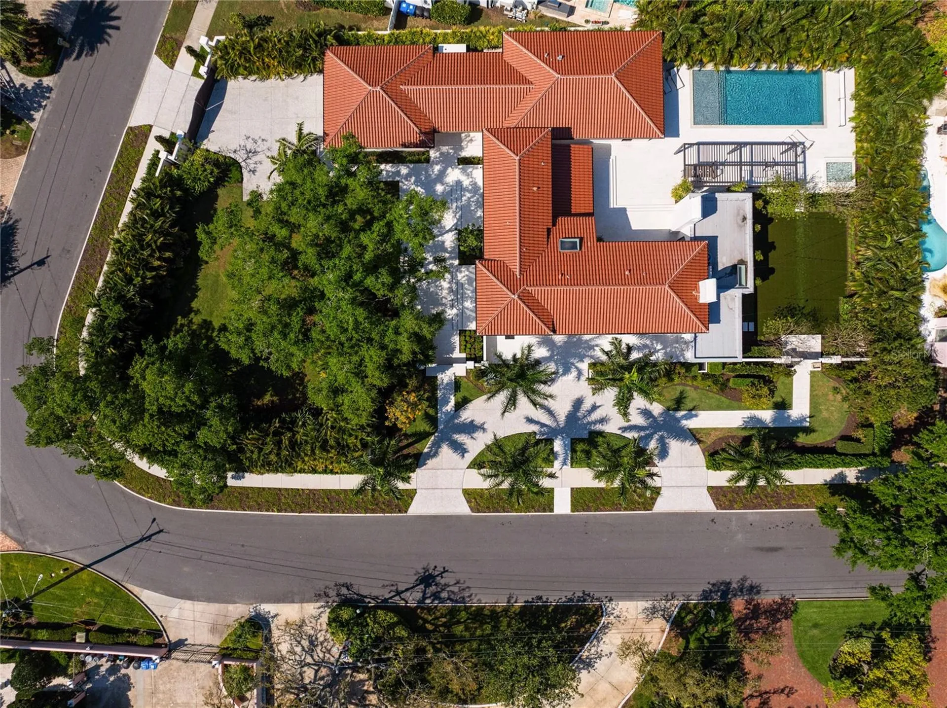 416 Brightwaters Boulevard NE St Petersburg FL 33704