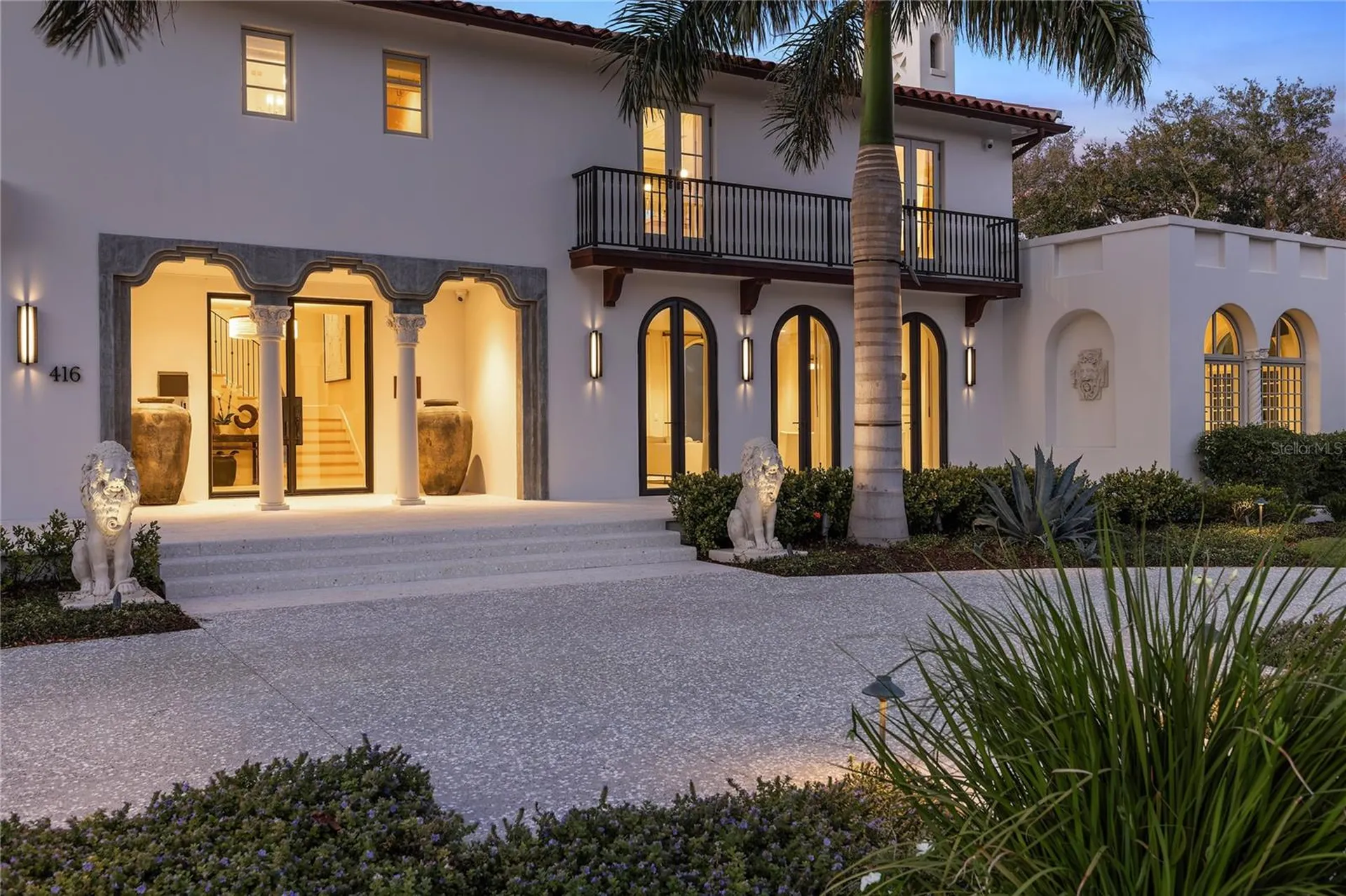 416 Brightwaters Boulevard NE St Petersburg FL 33704