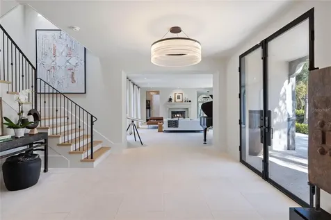416 Brightwaters Boulevard NE St Petersburg FL 33704