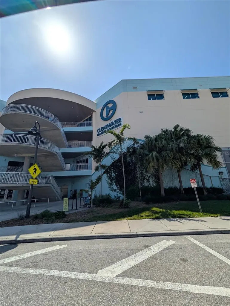 255 Dolphin Point Clearwater Beach FL 33767