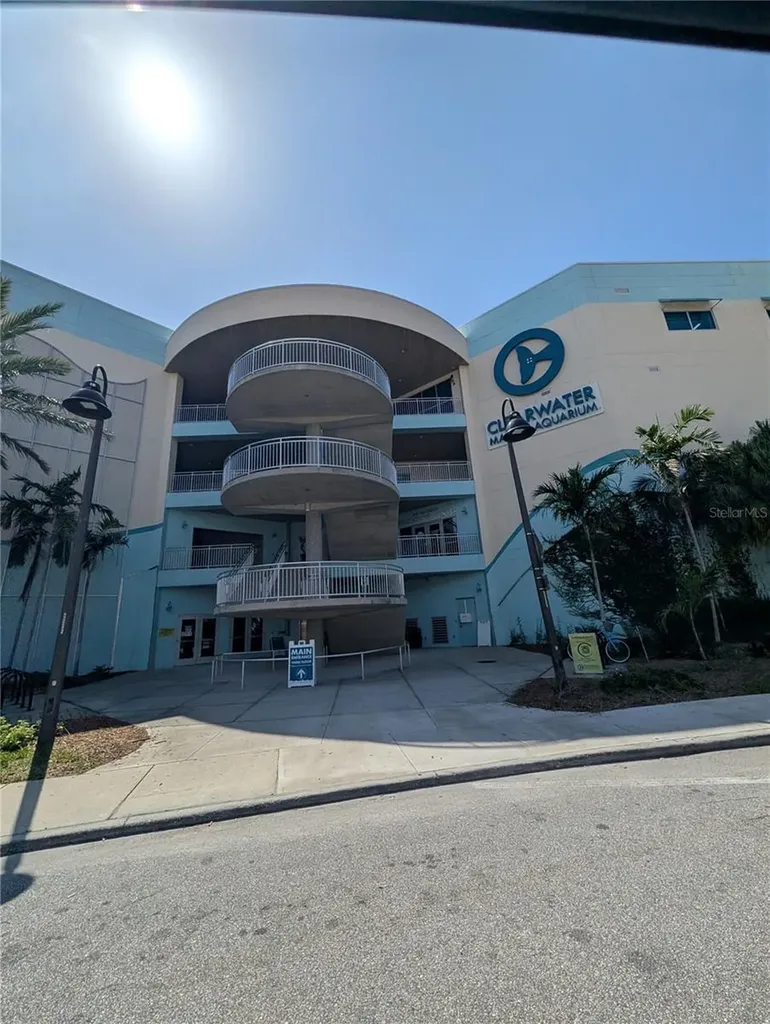 255 Dolphin Point Clearwater Beach FL 33767