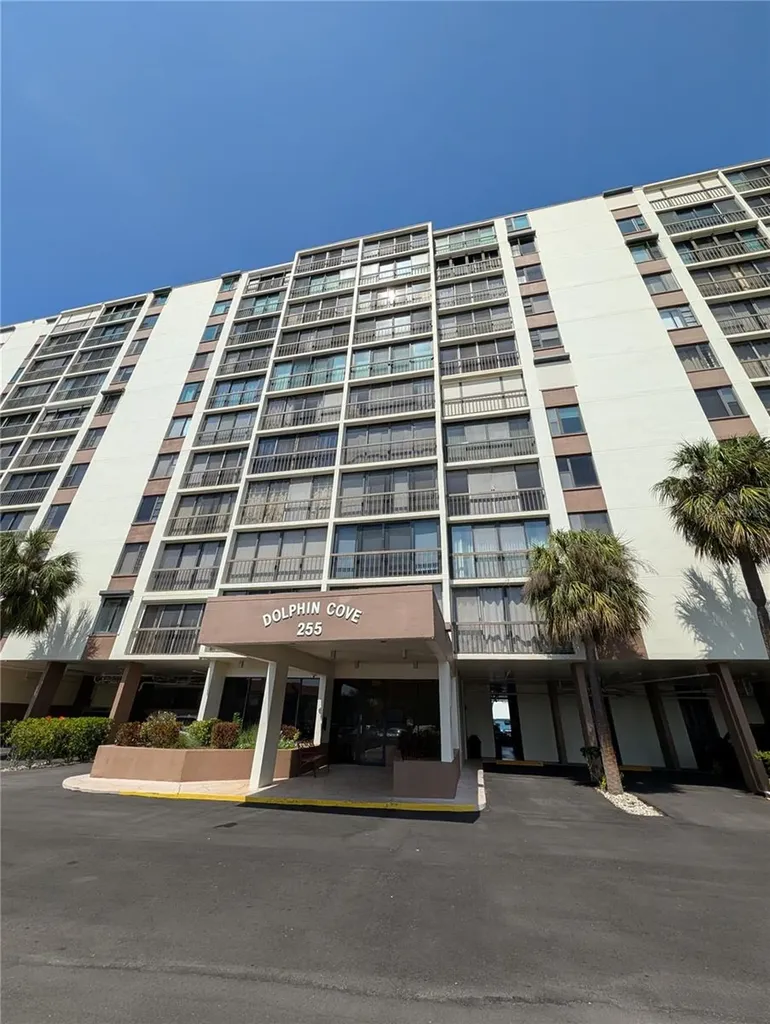 255 Dolphin Point Clearwater Beach FL 33767
