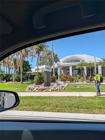 255 Dolphin Point Clearwater Beach FL 33767