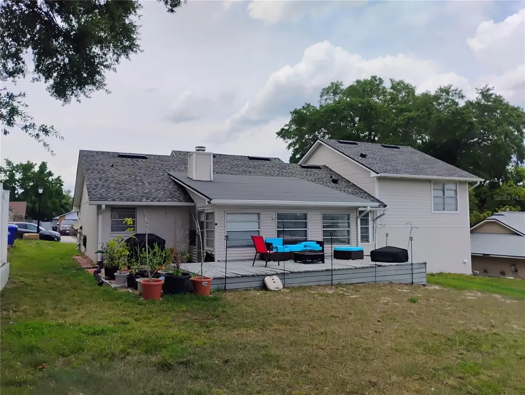 9120 Queen Elizabeth Court Orlando FL 32818